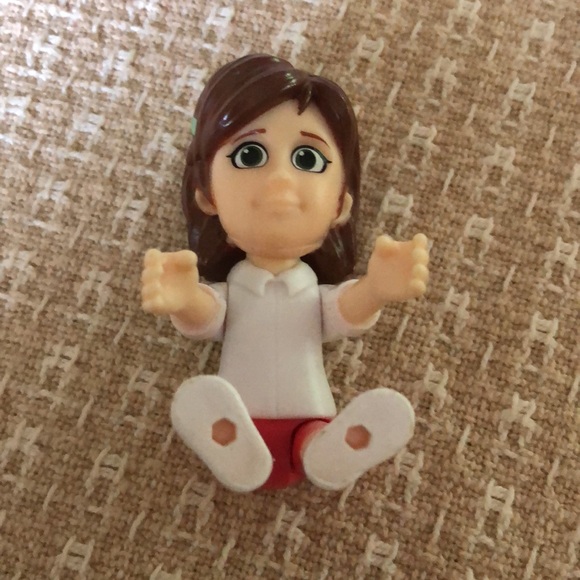 Jazzwares COCOMELON Mom Figure - Picture 5 of 16